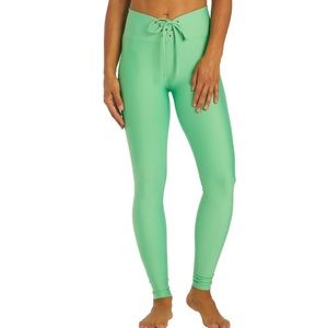 NWT Year of Ours Year Legging Size M